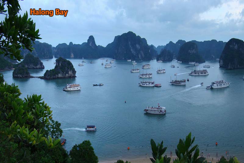 Halong Bay scenery