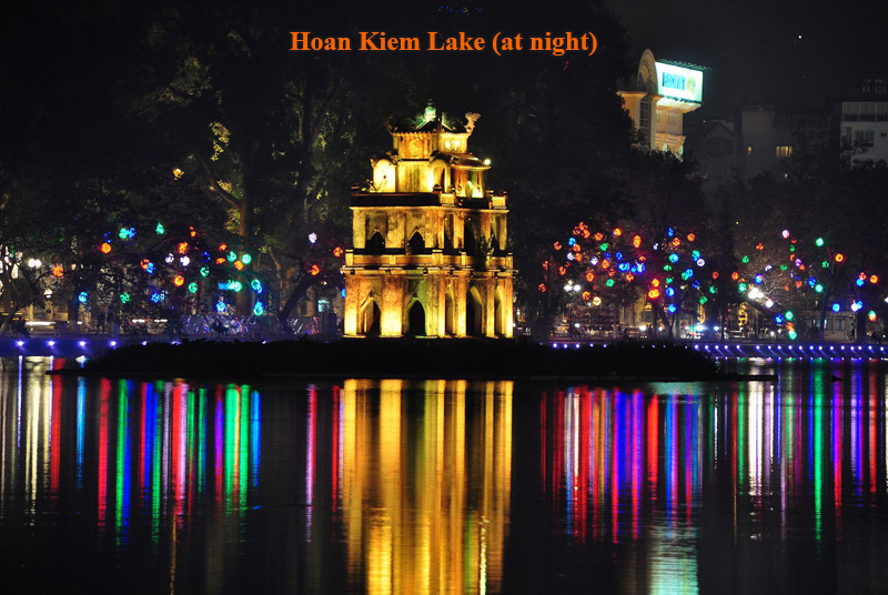 Hoan kiem lake at night